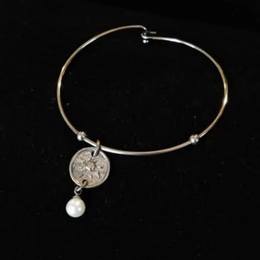 Vantel Pearls Stacking Bracelet Sun Charm In Silver Plate with Real Oyster Pearl